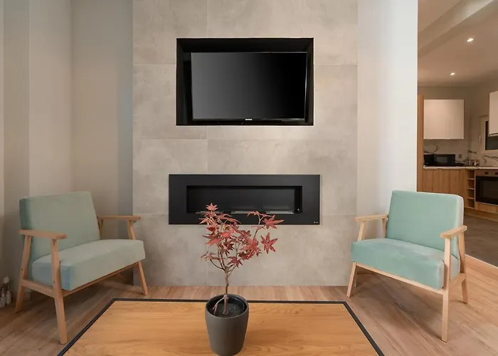Liv - Cozy Urban Apartment In Pagrati